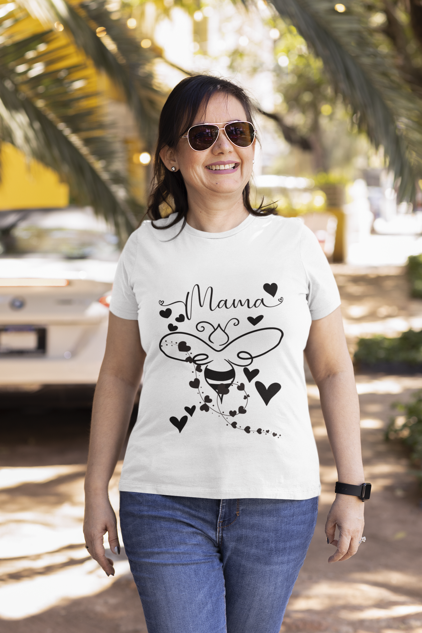 Mama Bee- Unisex Premium t-shirt