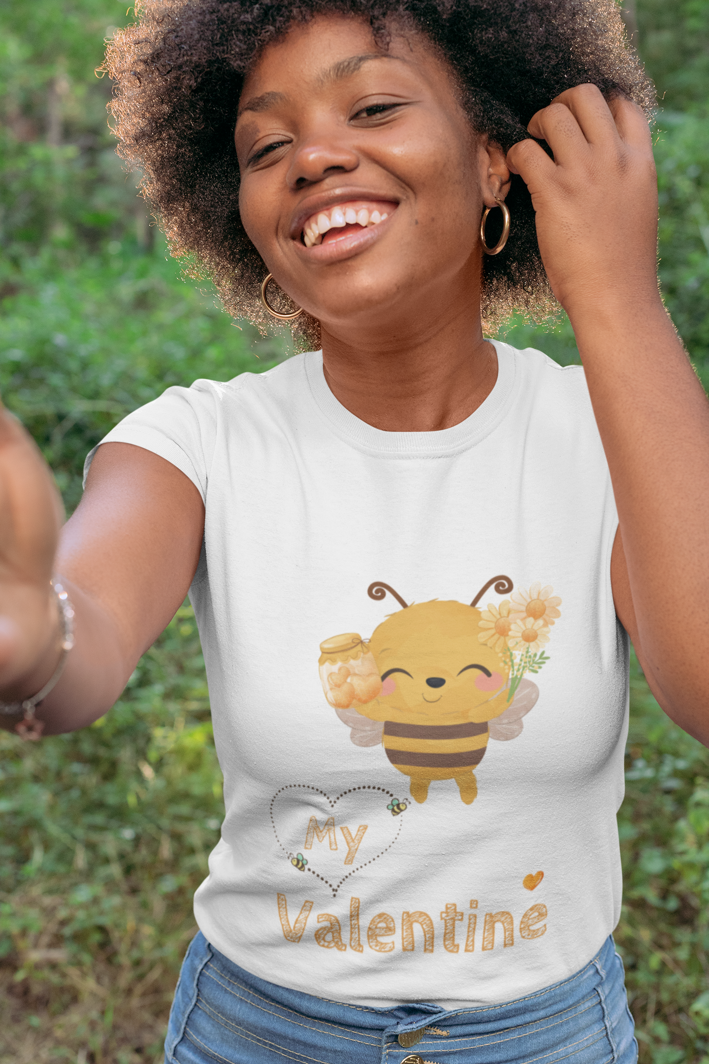 Bee My Valentine -Unisex Premium t-shirt